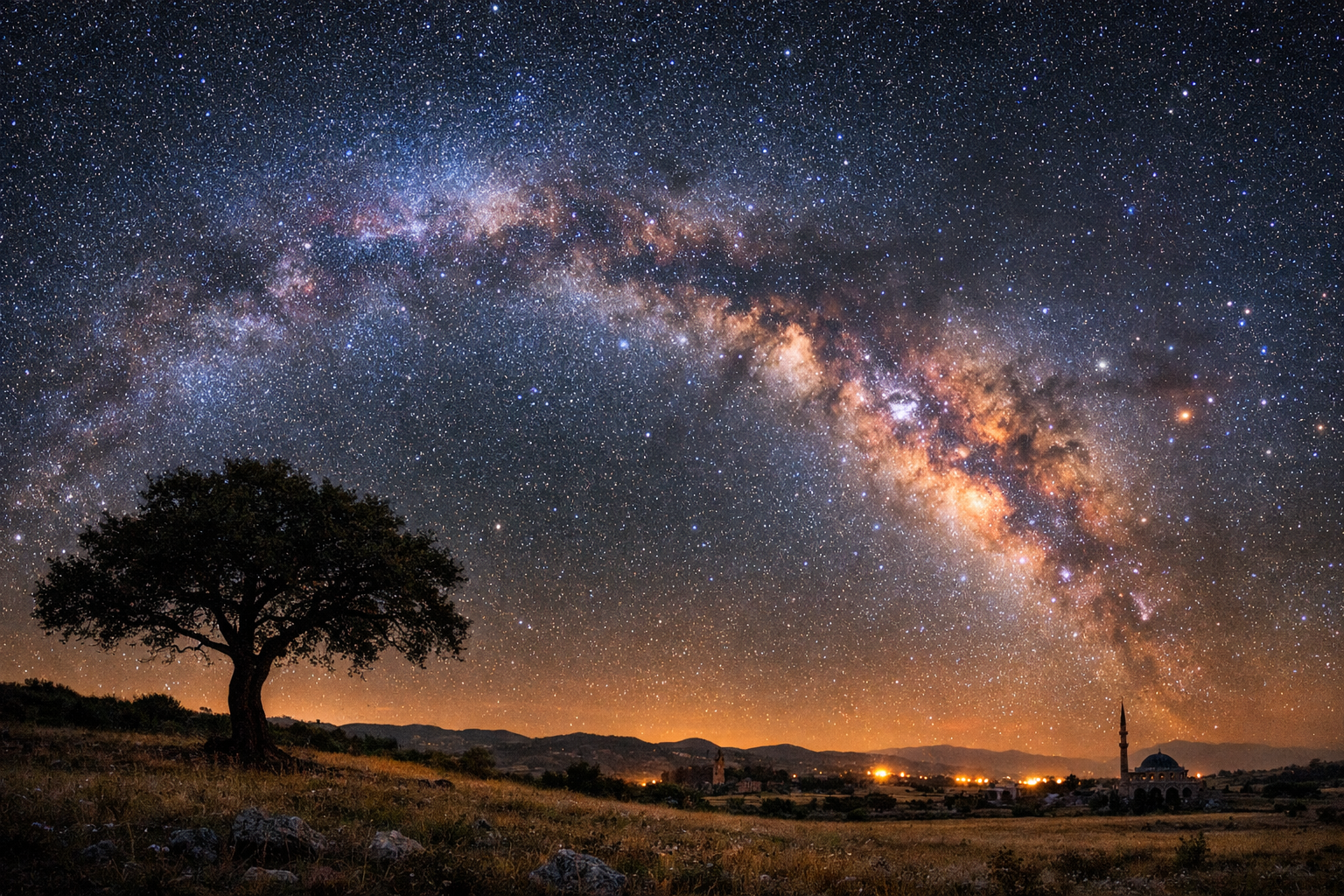 Yaz gecesinde Samanyolu görünümü